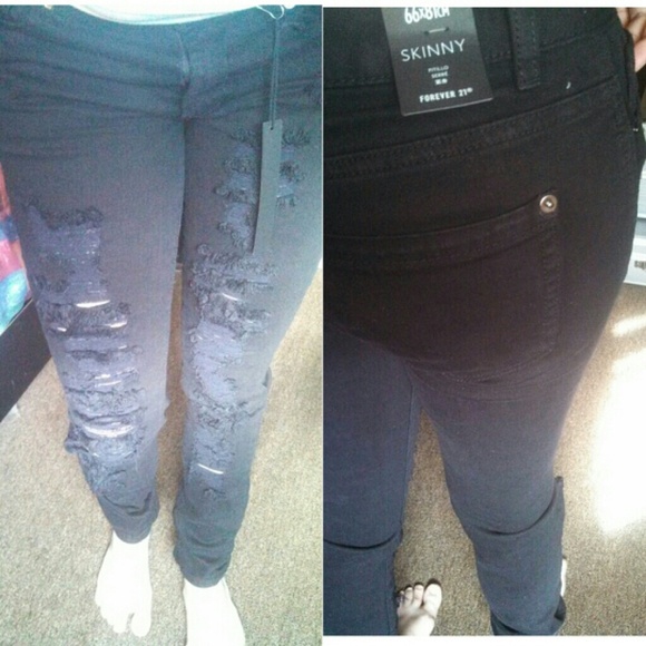 Forever21 ripped black jeans