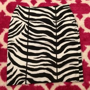 White House black market pencil skirt