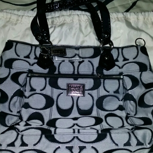 Coach Poppy purse