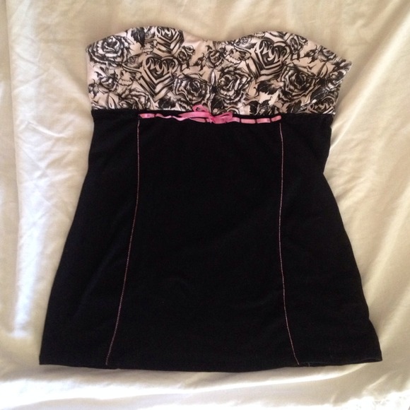 Metal Mulisha strapless shirt