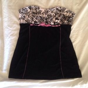 Metal Mulisha strapless shirt