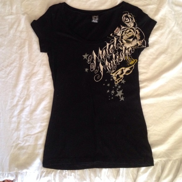 Never worn Metal Mulisha tshirt