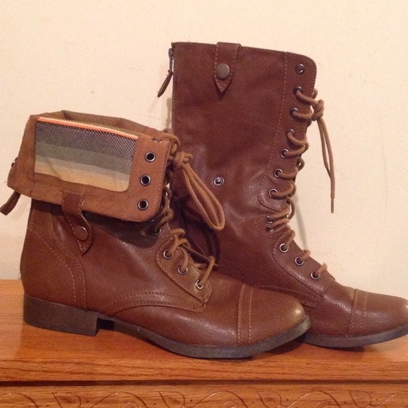lei Lace up Fold over Combat boots women's 11