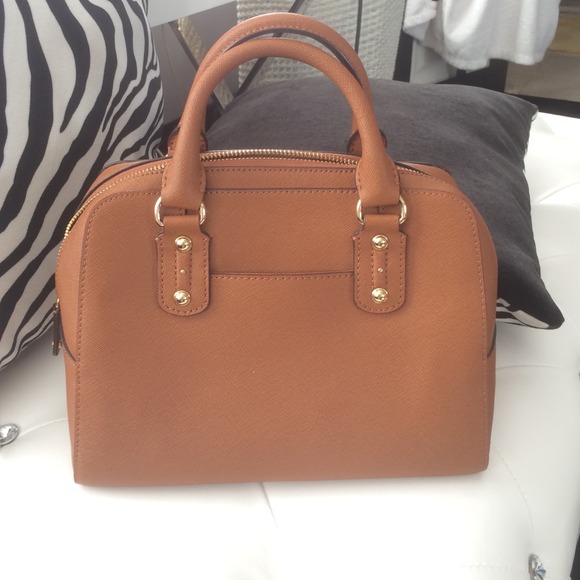 Michael Kora handbag and matching wallet - Picture 3 of 4