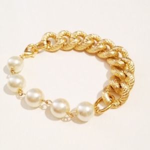 Coco Bfrend Bracelet by Blogger Monika Hibbs