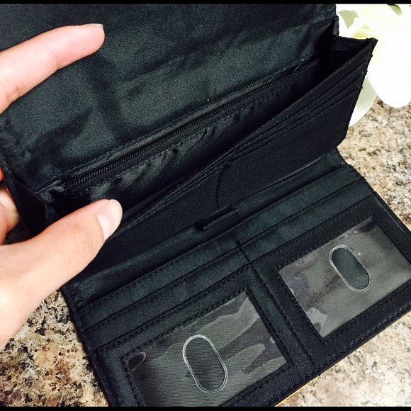 Wallet - Picture 2 of 4