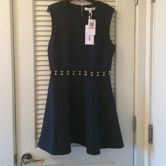 ❌SOLD❌Elizabeth & James Navy Renata Flare Dress - Picture 4 of 4