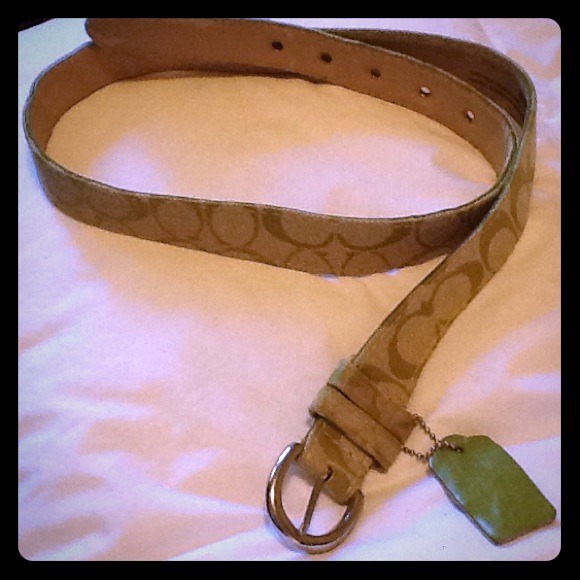 Coach belt