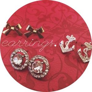 Cute earring bundle! 🎀💎💖