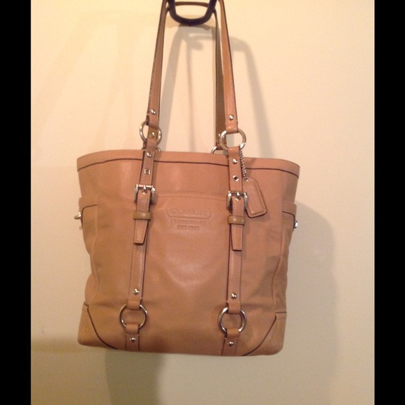 Authentic Coach Tan Leather Tote Purse