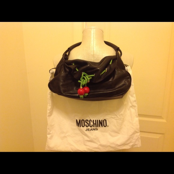 Sold - Picture 3 of 4