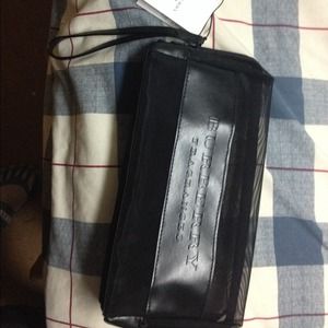 Burberry fragrance bag NWT