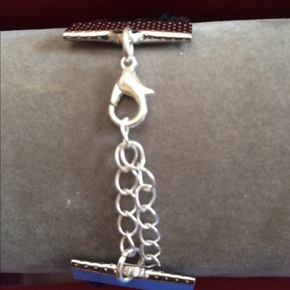 🚫sold in a bundle🚫Multiple layer "Faith bracelet - Picture 2 of 2