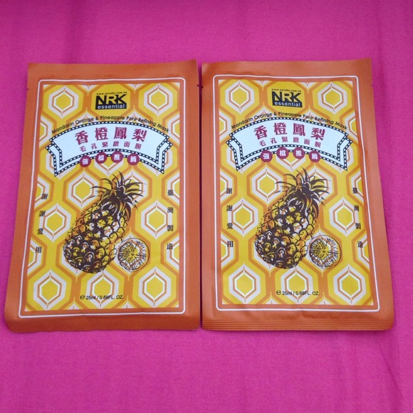 Bundle two pair of eye mask and five face maks