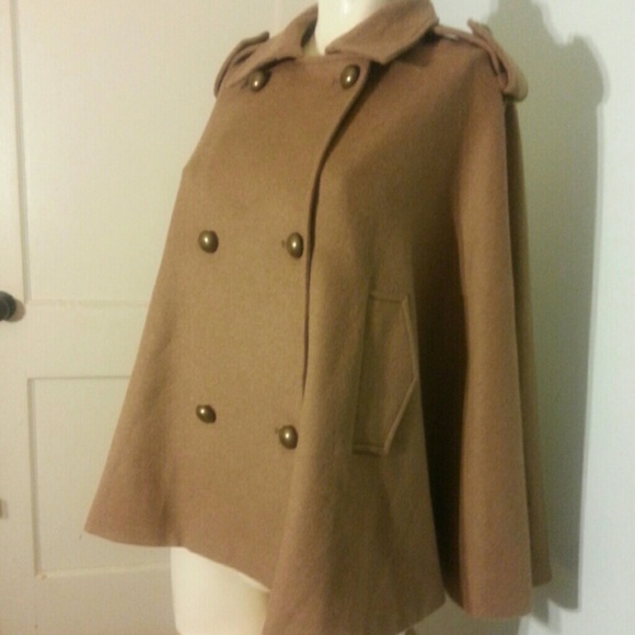 Classy Kate Landry pocketed wool cape - Picture 2 of 4