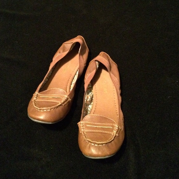 Cognac faux leather flats worn once. Size 7