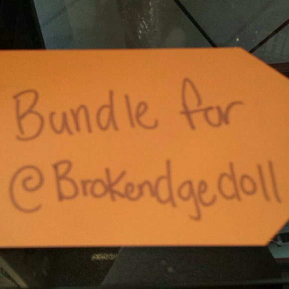 Bundle for @brokenbndgedoll