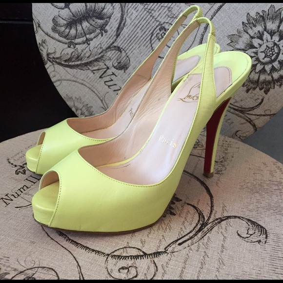 🚫SOLD🚫 - Picture 2 of 5