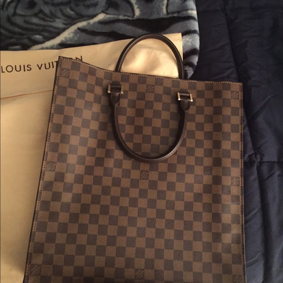 Louis Vuitton shopper.