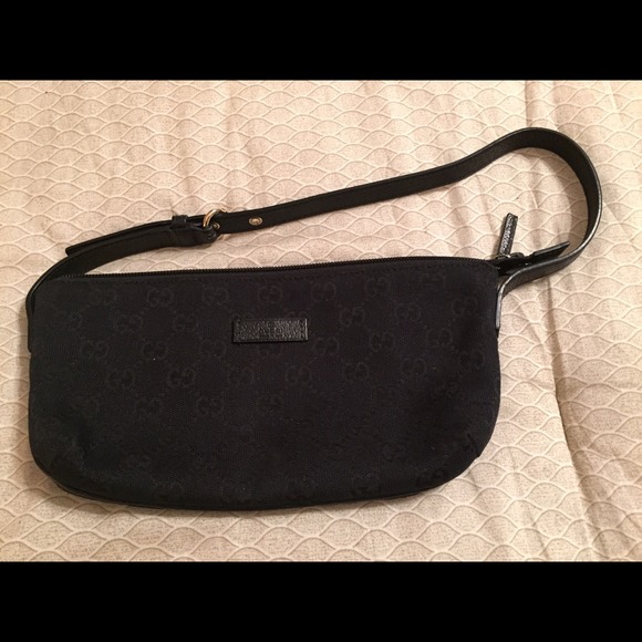 Gucci clutch (authentic)