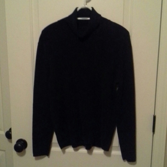 Old Navy black sweater