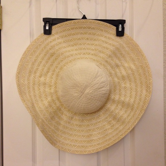 Calvin Klein Sunhat