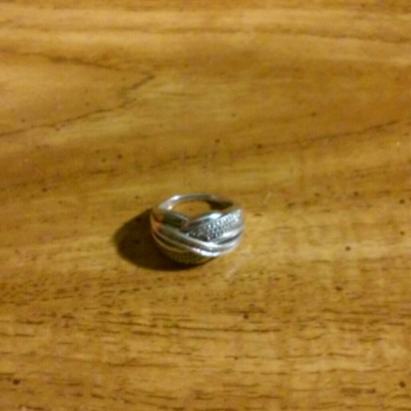 Infinity ring - Picture 2 of 2