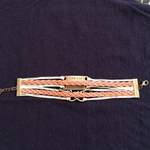 Brand new cute bracelet. Inspirational - Picture 4 of 4