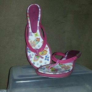 SALE! BCBG sandals