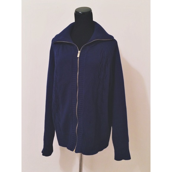 ***SOLD***Vintage Navy Blue Zip Up Cardigan