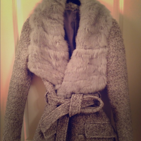 Wool blend coat with faux fur trim
