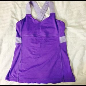 Lululemon tank, size 6