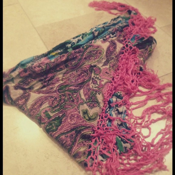 Patterned scarf - Picture 2 of 2