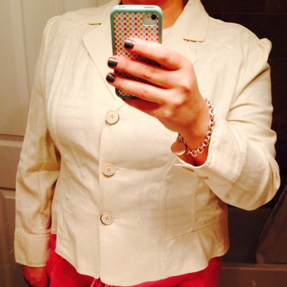 Light Linen Jacket - Picture 3 of 4