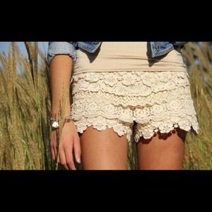 Lace shorts
