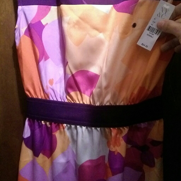 Dress - Picture 3 of 4