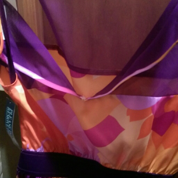Dress - Picture 4 of 4