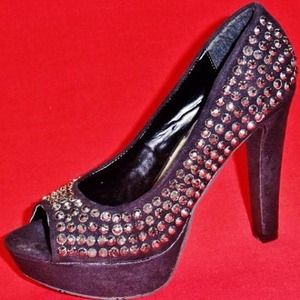 Candies studded sparkle pumps