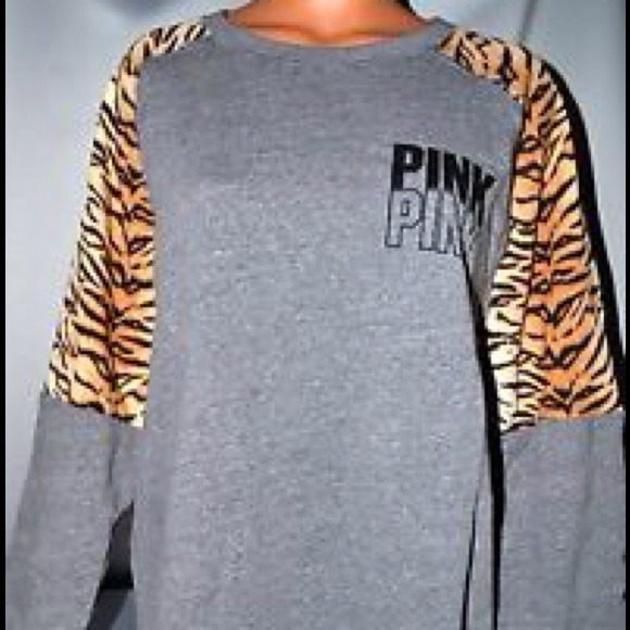 Victoria's Secret Tops - ISO Victorias Secret sweaters!!🎀