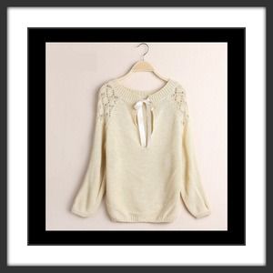Luxurious Cashmere Shimmery Cream Sweater.