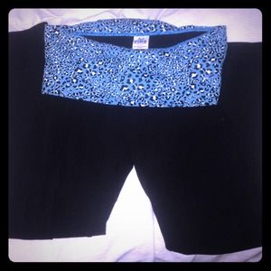 VS blue leopard yogas! 🌸FINAL PRICE