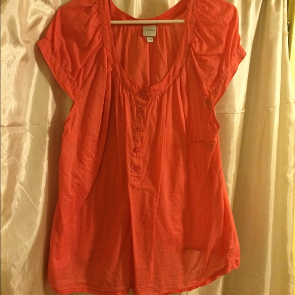 💟 Sold in bundle - Lightweight coral top