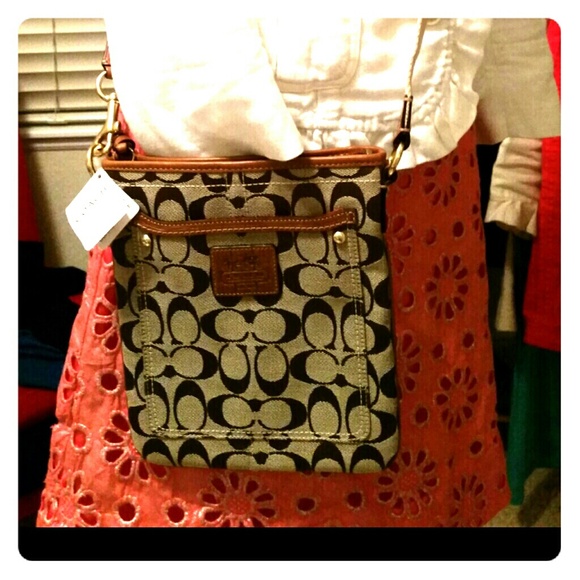 COACH cross body Purse