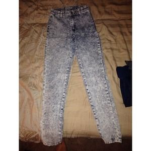 high waisted jeans/ jeggings