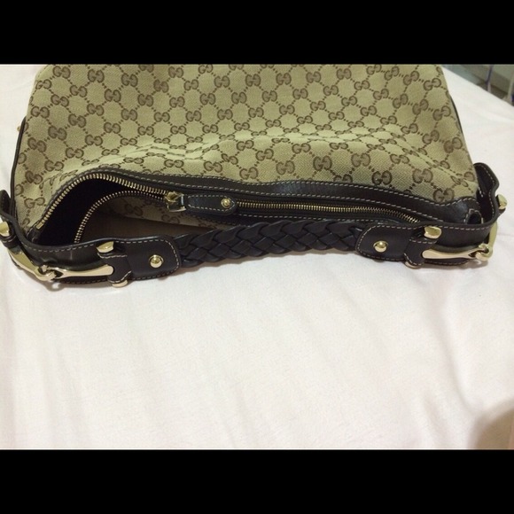 Gucci - Picture 2 of 4