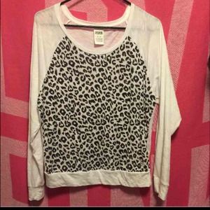 VS PINK Long sleeve tee