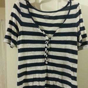 Old navy shirt
