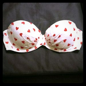 Forever 21 queen of hearts bra