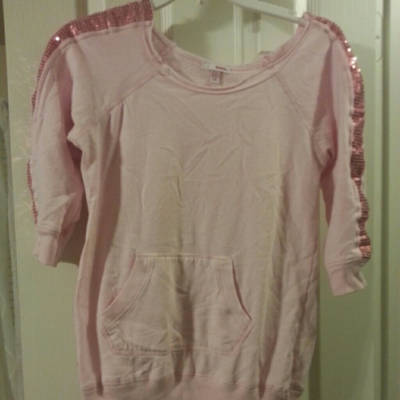 A shooters sequence sweater