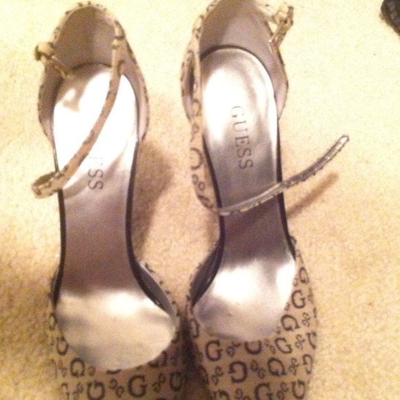 Guess Shoes - Temporary sale price /New Guess shoes